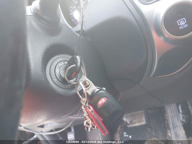 KM8JUCAG5FU029657 Hyundai TUCSON GLS