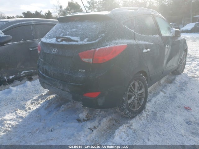 KM8JUCAG5FU029657 Hyundai TUCSON GLS