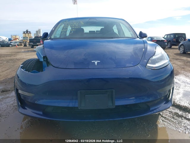 5YJ3E1EB9NF183809 Tesla MODEL 3