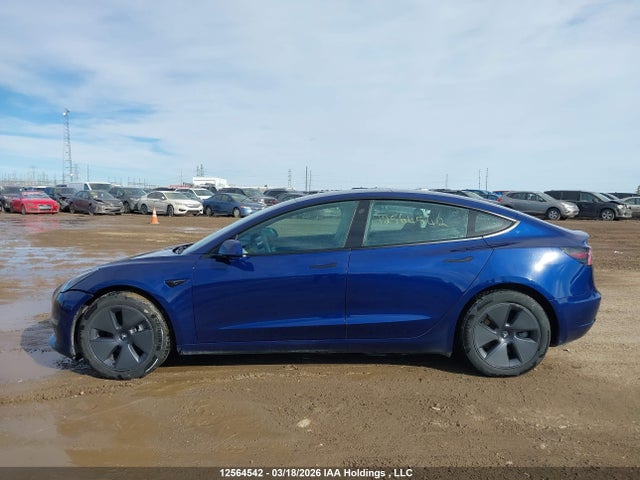 5YJ3E1EB9NF183809 Tesla MODEL 3