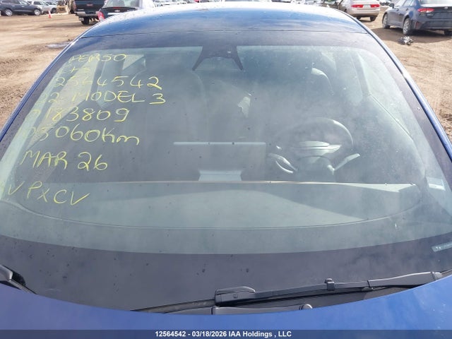 5YJ3E1EB9NF183809 Tesla MODEL 3