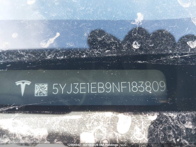 5YJ3E1EB9NF183809 Tesla MODEL 3