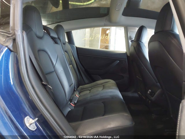 5YJ3E1EB9NF183809 Tesla MODEL 3