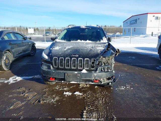 1C4PJMBS2GW223133 Jeep Cherokee Trailhawk