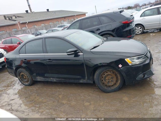 Продажа на аукционе авто 2013 Volkswagen Jetta 2.5l Highline, vin: 3VWLX7AJ5DM420944, номер лота: 12564557