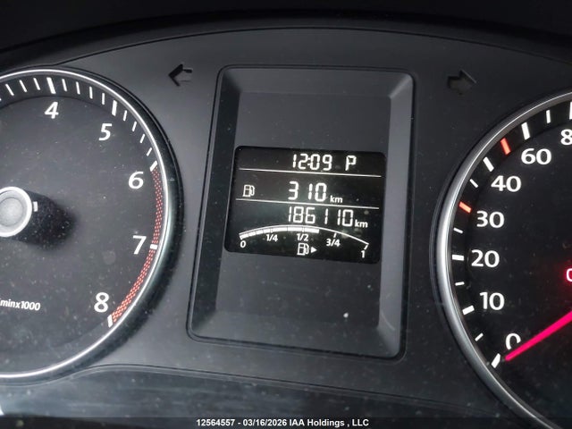 Продажа на аукционе авто 2013 Volkswagen Jetta 2.5l Highline, vin: 3VWLX7AJ5DM420944, номер лота: 12564557