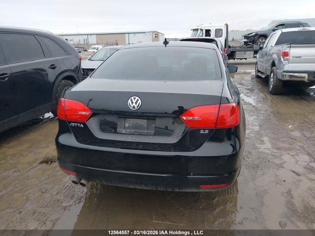 Продажа на аукционе авто 2013 Volkswagen Jetta 2.5l Highline, vin: 3VWLX7AJ5DM420944, номер лота: 12564557