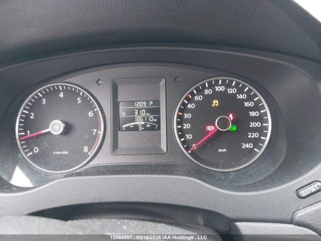 Продажа на аукционе авто 2013 Volkswagen Jetta 2.5l Highline, vin: 3VWLX7AJ5DM420944, номер лота: 12564557