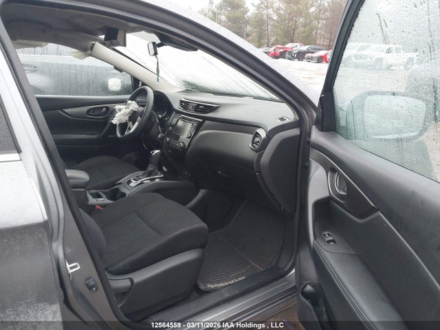 JN1BJ1AW6MW447467 Nissan QASHQAI