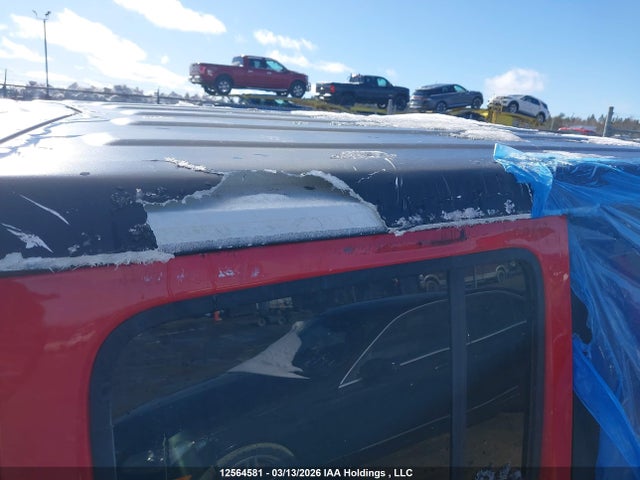1C4HJXDG7JW114141 Jeep Wrangler Unlimited Sport