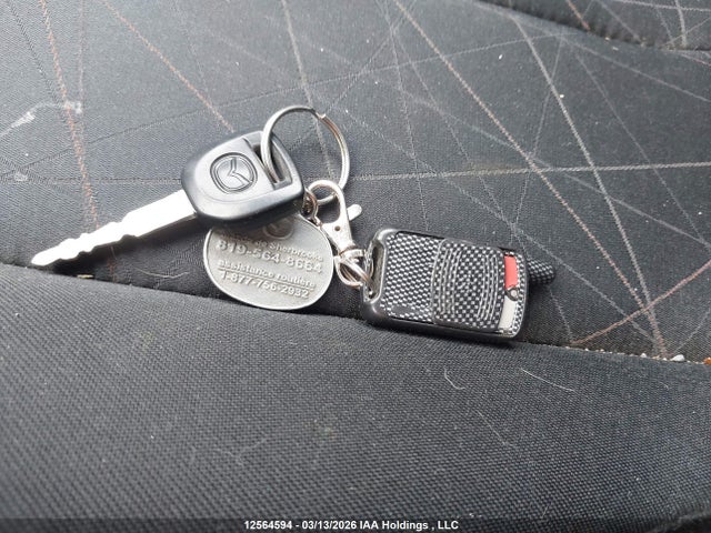 JM1DE1KY1E0178647 Mazda Mazda2 Sport