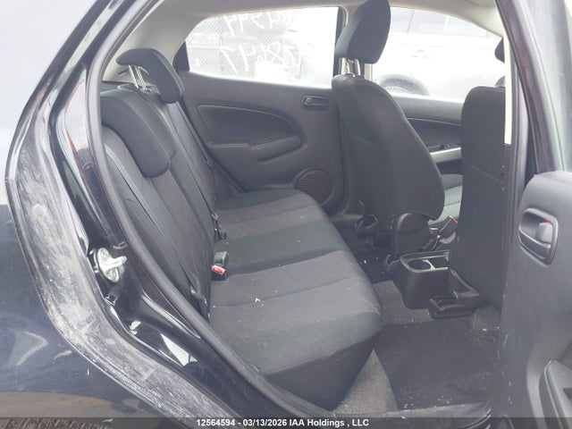 JM1DE1KY1E0178647 Mazda Mazda2 Sport