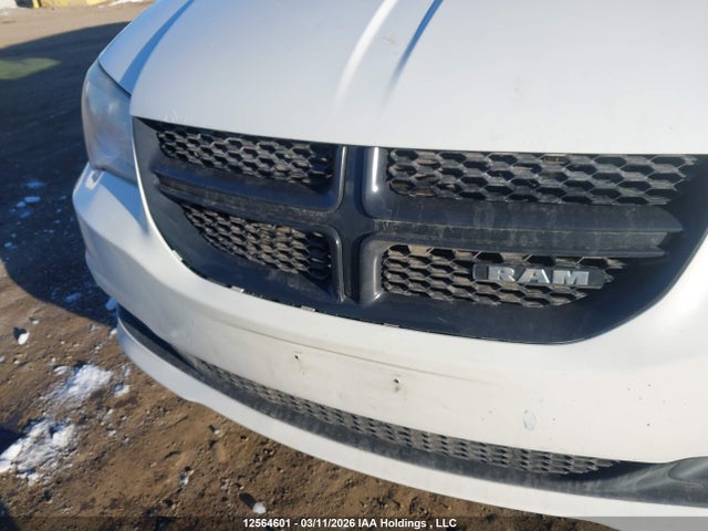 12564601 :رقم المزاد ، 2C4JRGAG8DR735741 vin ، 2013 Ram Tradesman مزاد بيع