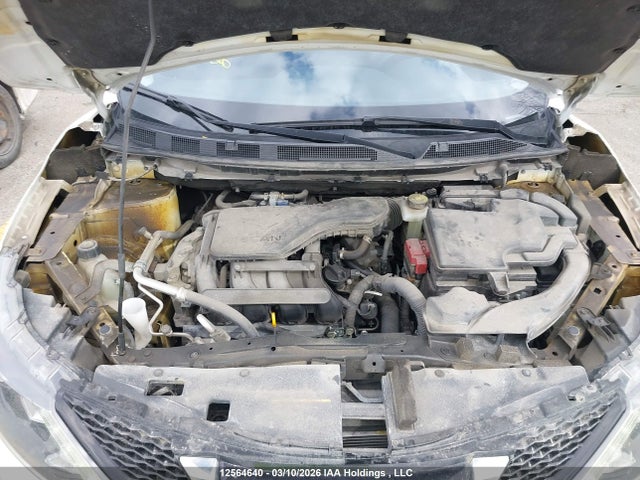 JN1BJ1CR9KW333922 Nissan Qashqai S/sl/sv