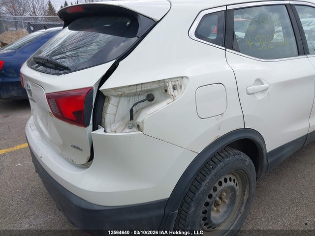 JN1BJ1CR9KW333922 Nissan Qashqai S/sl/sv