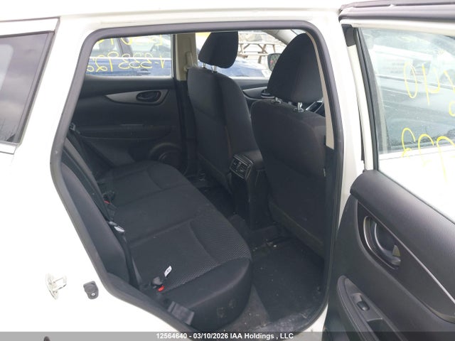 JN1BJ1CR9KW333922 Nissan Qashqai S/sl/sv