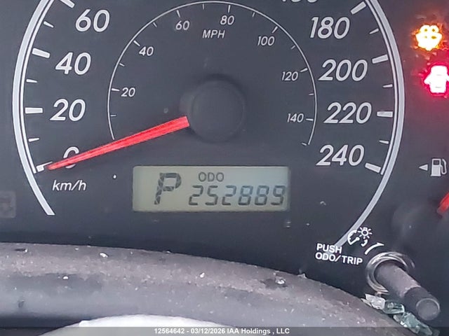 2012 Toyota Corolla Ce მანქანა იყიდება აუქციონზე, vin: 2T1BU4EE5CC862438, აუქციონის ნომერი: 12564642