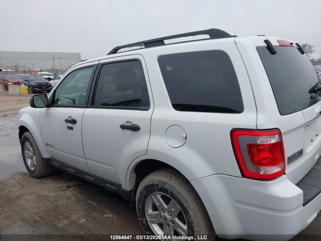 2012 Ford Escape Hybrid მანქანა იყიდება აუქციონზე, vin: 1FMCU4K39CKA24818, აუქციონის ნომერი: 12564647