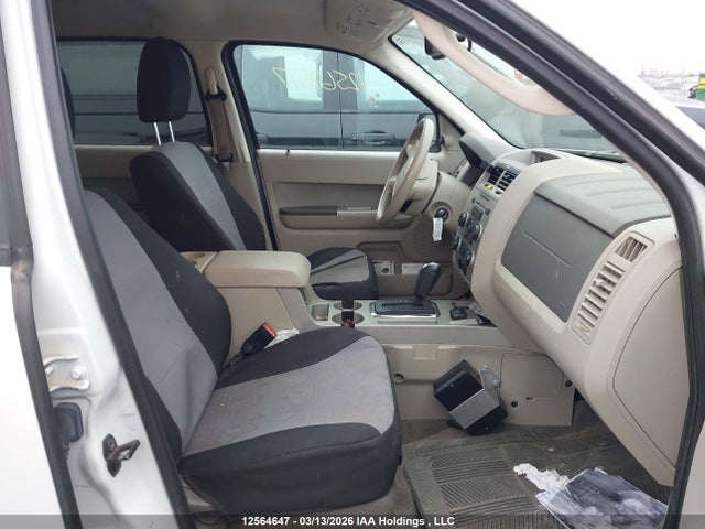 2012 Ford Escape Hybrid მანქანა იყიდება აუქციონზე, vin: 1FMCU4K39CKA24818, აუქციონის ნომერი: 12564647