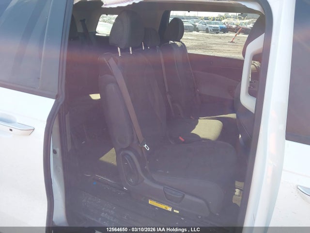 12564650 :رقم المزاد ، KNDNB5K32S6523749 vin ، 2025 Kia Carnival Lx/lxs مزاد بيع