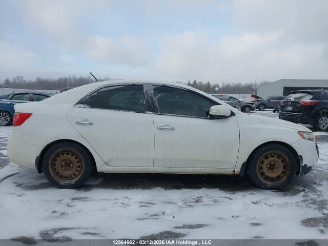 12564662 :رقم المزاد ، KNAFW4A36A5213688 vin ، 2010 Kia Forte Sx مزاد بيع