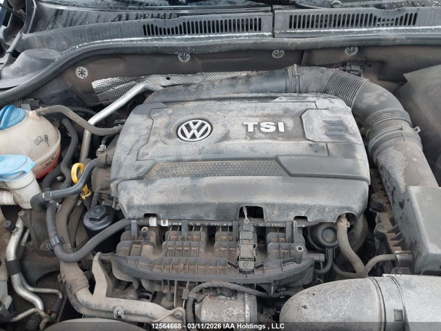 3VWB07AJXFM292302 Volkswagen Jetta 1.8 Tsi Comfortline/1.8 Tsi Trendline+