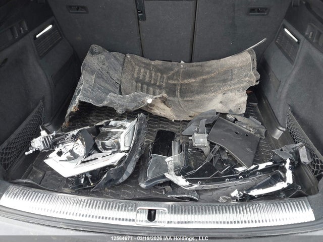 WA1FNAFY3J2200000 Audi Q5 2.0t Technik