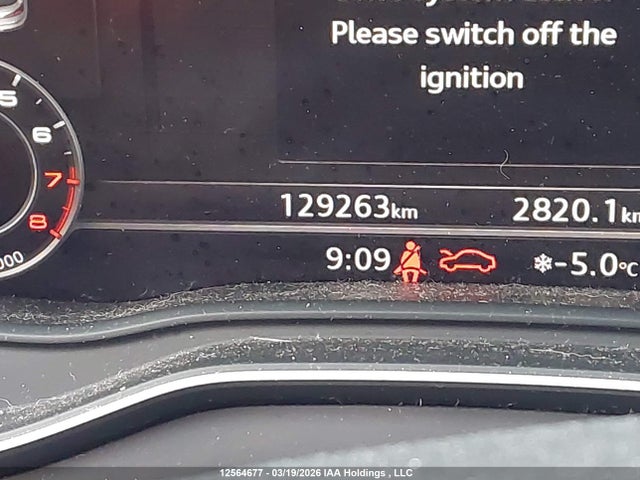 WA1FNAFY3J2200000 Audi Q5 2.0t Technik