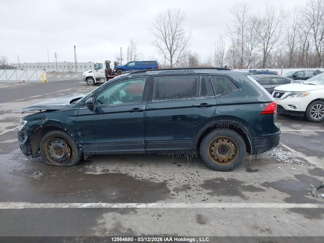 12564680 :رقم المزاد ، 3VV0B7AX7JM165462 vin ، 2018 Volkswagen Tiguan Trendline مزاد بيع