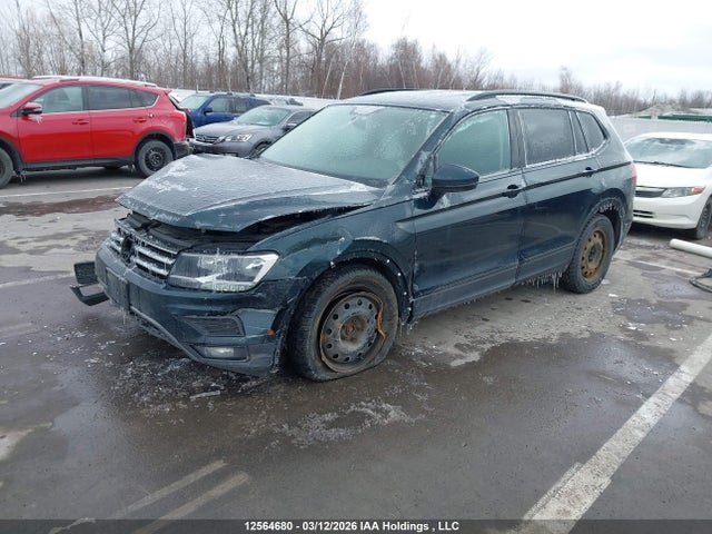 12564680 :رقم المزاد ، 3VV0B7AX7JM165462 vin ، 2018 Volkswagen Tiguan Trendline مزاد بيع