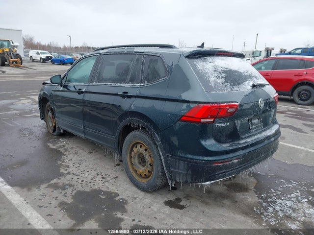 12564680 :رقم المزاد ، 3VV0B7AX7JM165462 vin ، 2018 Volkswagen Tiguan Trendline مزاد بيع