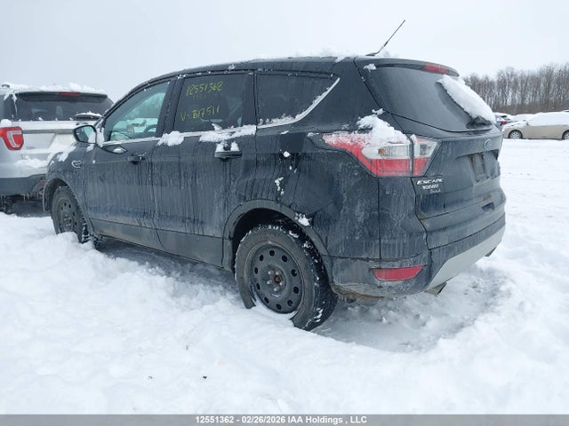 1FMCU9GD7HUB17511 Ford ESCAPE SE