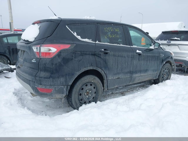 1FMCU9GD7HUB17511 Ford ESCAPE SE