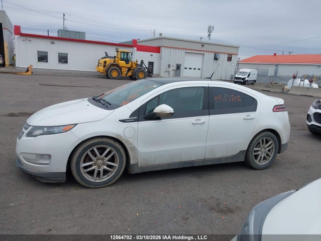 1G1RB6E47FU111557 Chevrolet Volt