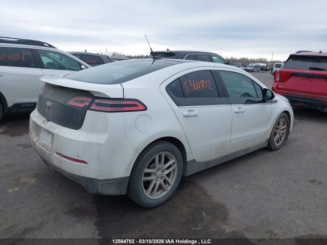 1G1RB6E47FU111557 Chevrolet Volt