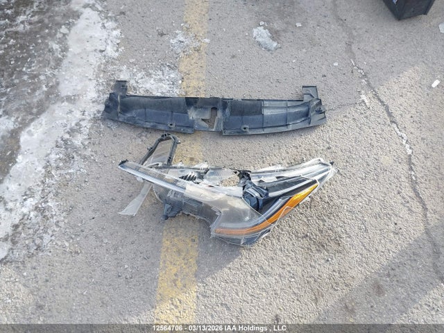 12564706 :رقم المزاد ، 5YFBPMBE4NP320682 vin ، 2022 Toyota Corolla Le/xle مزاد بيع