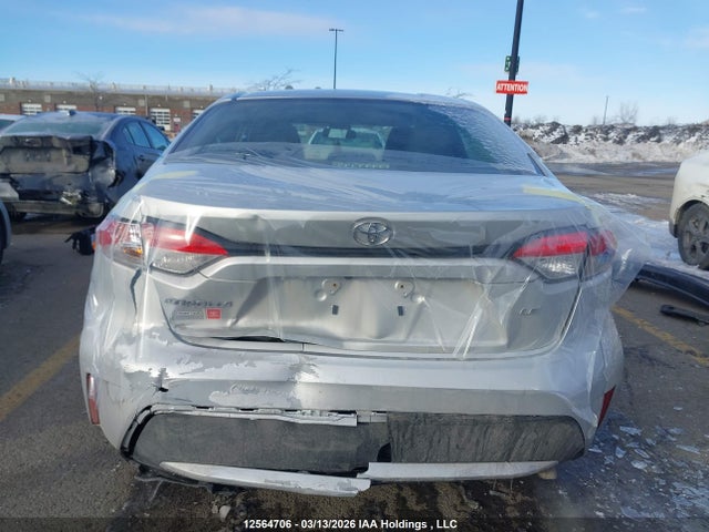 12564706 :رقم المزاد ، 5YFBPMBE4NP320682 vin ، 2022 Toyota Corolla Le/xle مزاد بيع