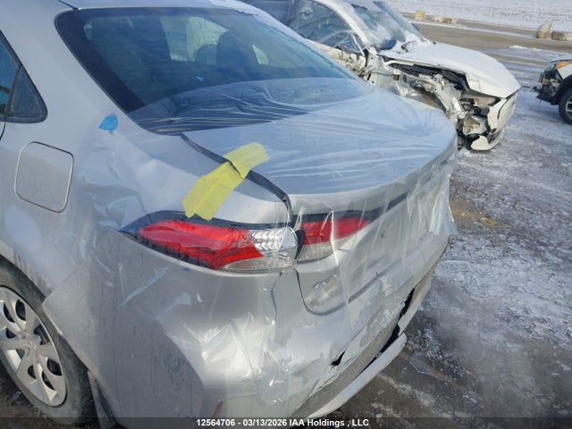 12564706 :رقم المزاد ، 5YFBPMBE4NP320682 vin ، 2022 Toyota Corolla Le/xle مزاد بيع