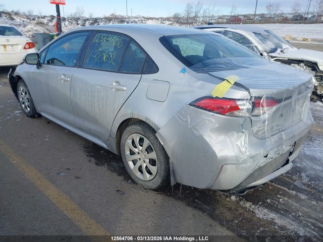 12564706 :رقم المزاد ، 5YFBPMBE4NP320682 vin ، 2022 Toyota Corolla Le/xle مزاد بيع