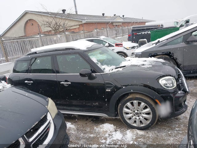 Mini Countryman Cooper 2017 WMZYV5C33H3C02030 Image 13