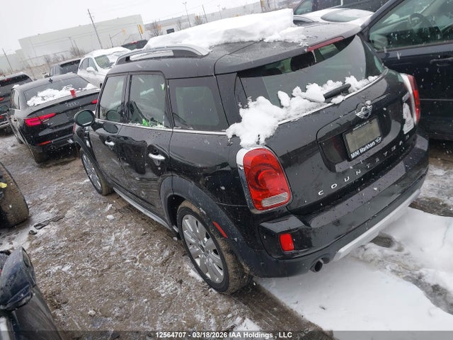Mini Countryman Cooper 2017 WMZYV5C33H3C02030 Image 3
