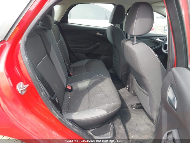 1FADP3K26EL113900 Ford FOCUS SE