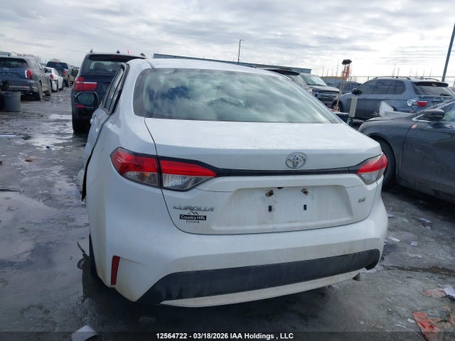12564722 :رقم المزاد ، 5YFBPMBE8MP147277 vin ، 2021 Toyota Corolla Le مزاد بيع
