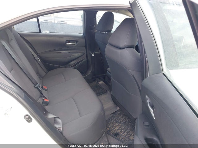 12564722 :رقم المزاد ، 5YFBPMBE8MP147277 vin ، 2021 Toyota Corolla Le مزاد بيع