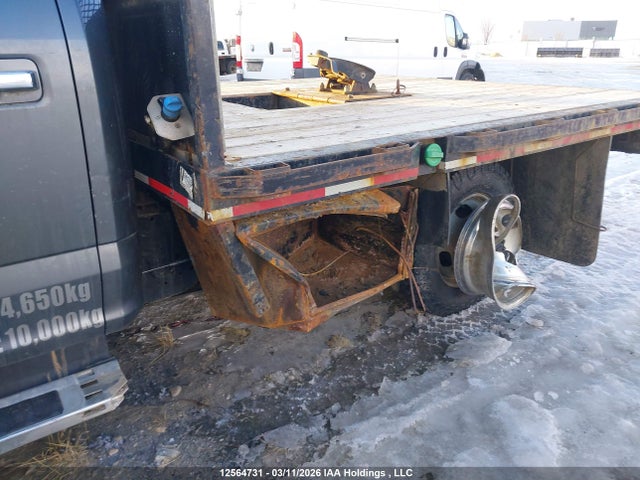 1FT8W3DT8NEF92815 Ford F350 Super Duty