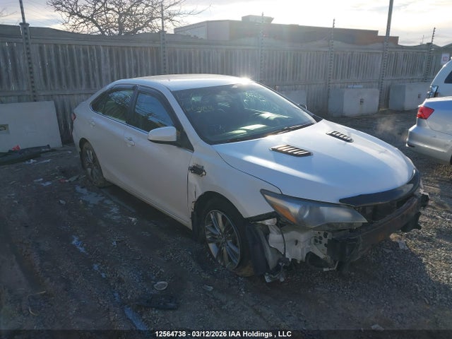4T1BD1FK9GU194117 Toyota Camry