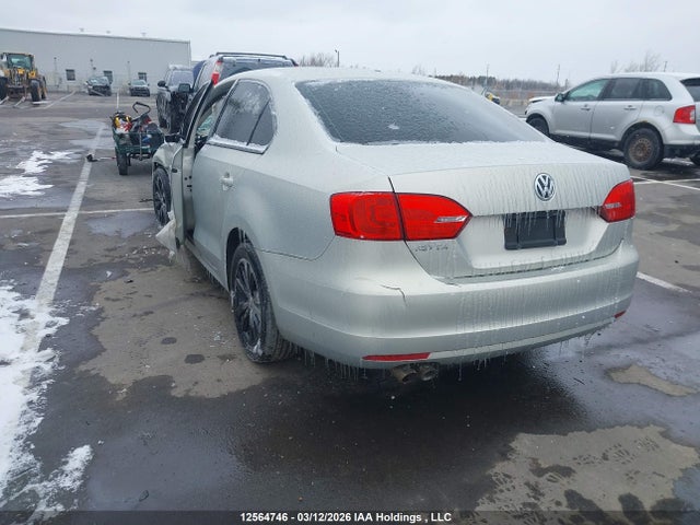 2011 Volkswagen Jetta 2.0l Trendline/2.0l Trendline+ მანქანა იყიდება აუქციონზე, vin: 3VW2K7AJ5BM021068, აუქციონის ნომერი: 12564746