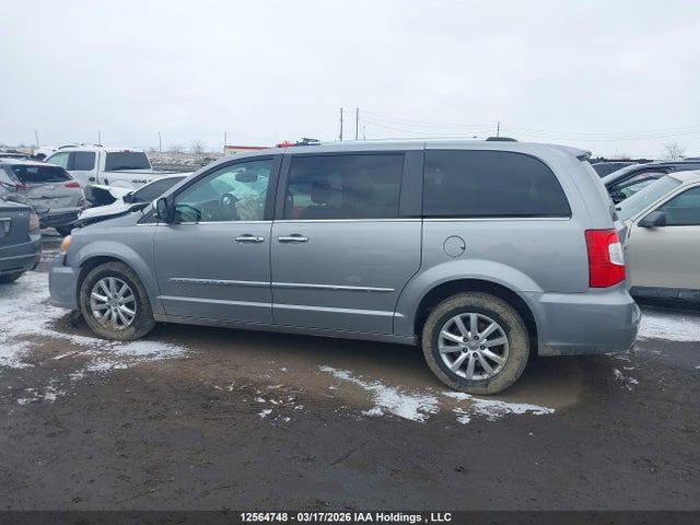 2C4RC1GG6FR738939 Chrysler Town &amp; Country