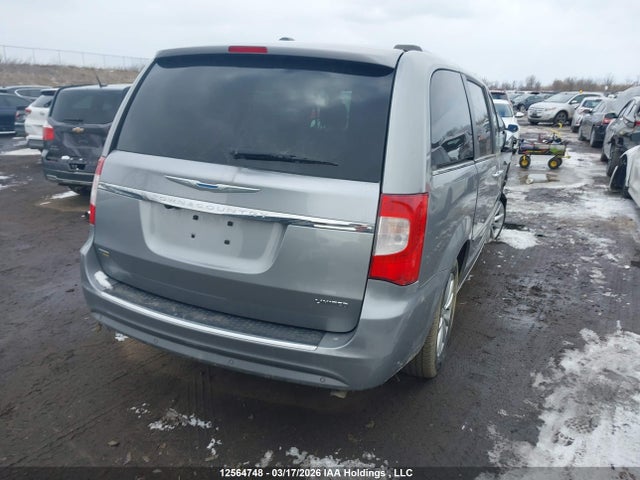 2C4RC1GG6FR738939 Chrysler Town &amp; Country