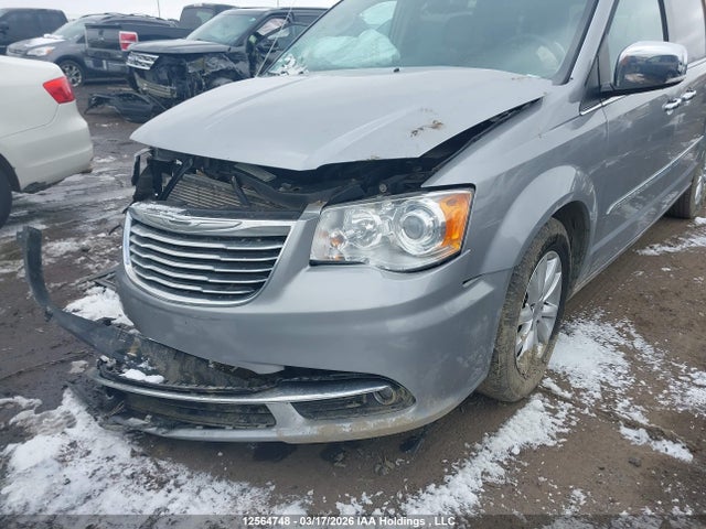 2C4RC1GG6FR738939 Chrysler Town &amp; Country
